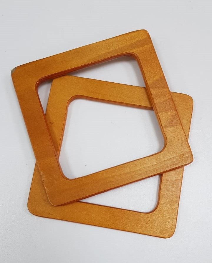TWO SQUARE SHAPE HANDLE