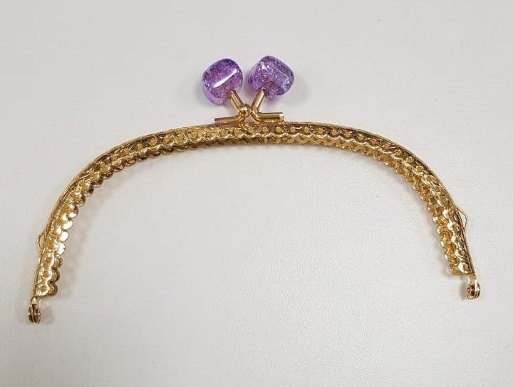 Metalic Frame- Gold-15 cm Purple Lock