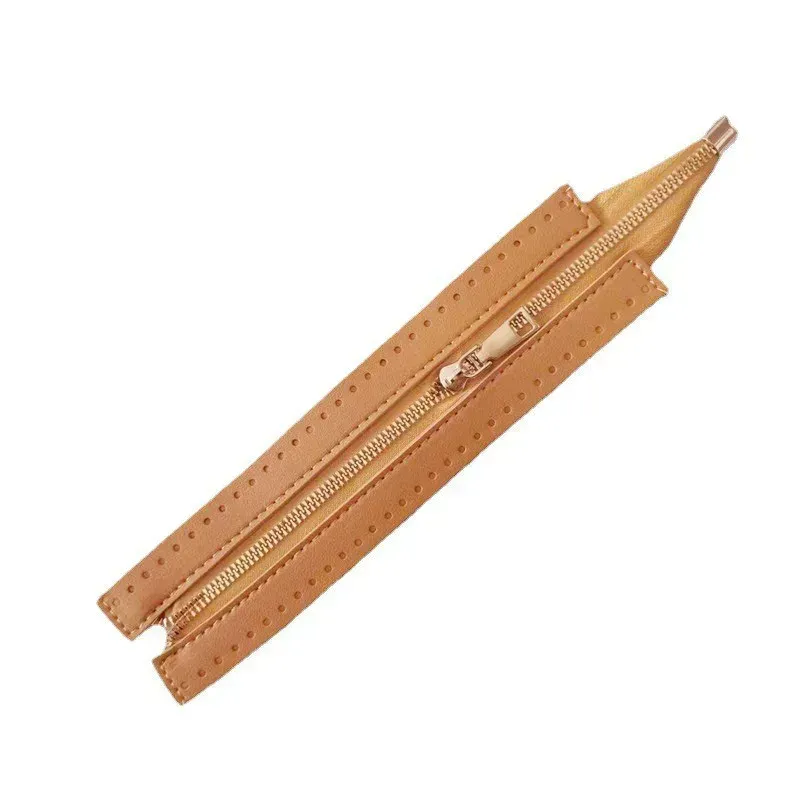 Camel Leather Zipper-24 CM