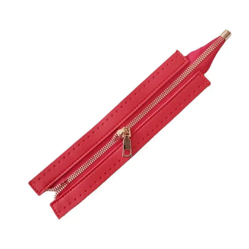 Red Leather Zipper-24 CM