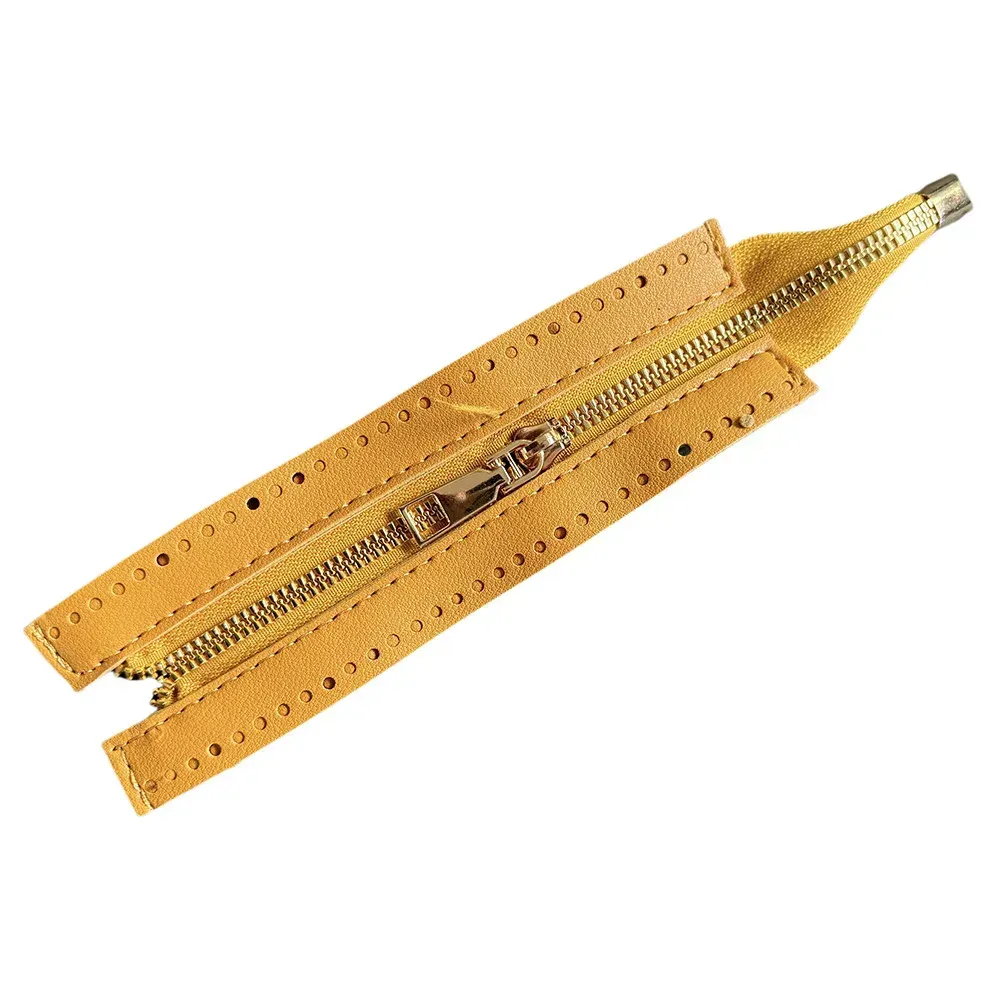 Camel Leather Zipper- 18 CM