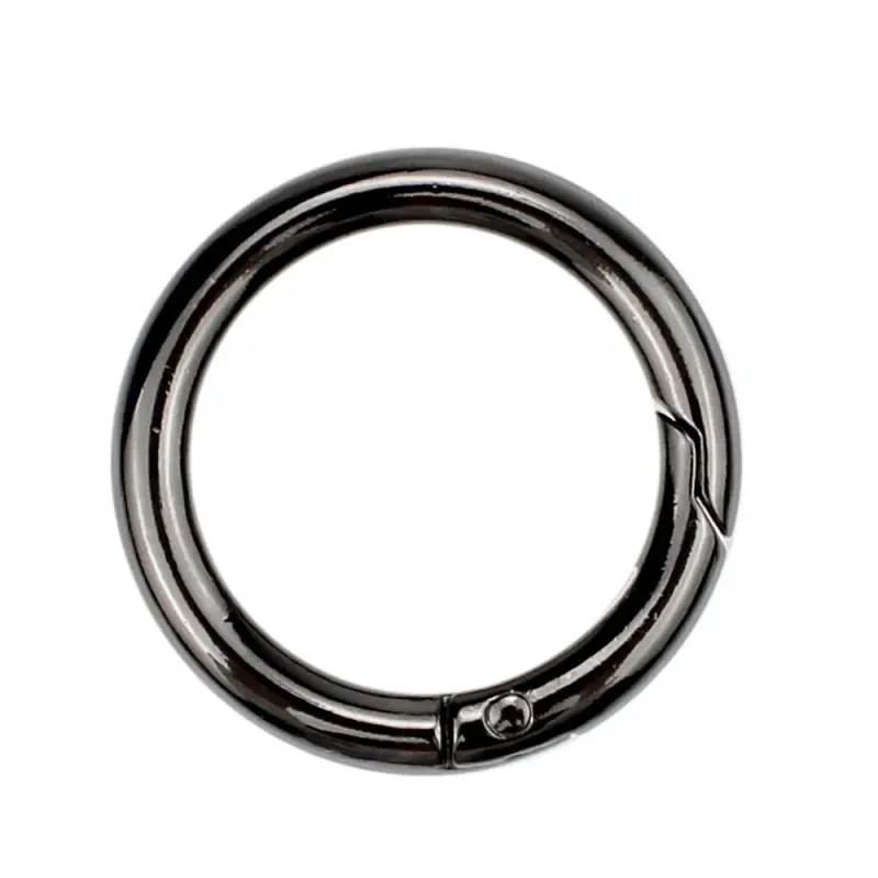 1 Piece Spring Lock Black Ring- 3 cm