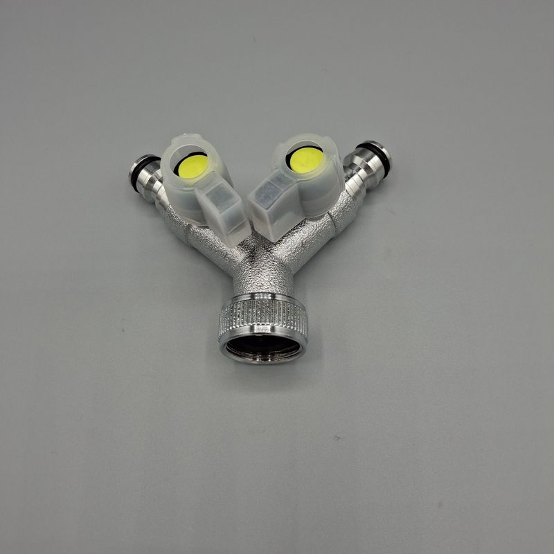 Brass 2-way Manifold with Quick Connector Outlets