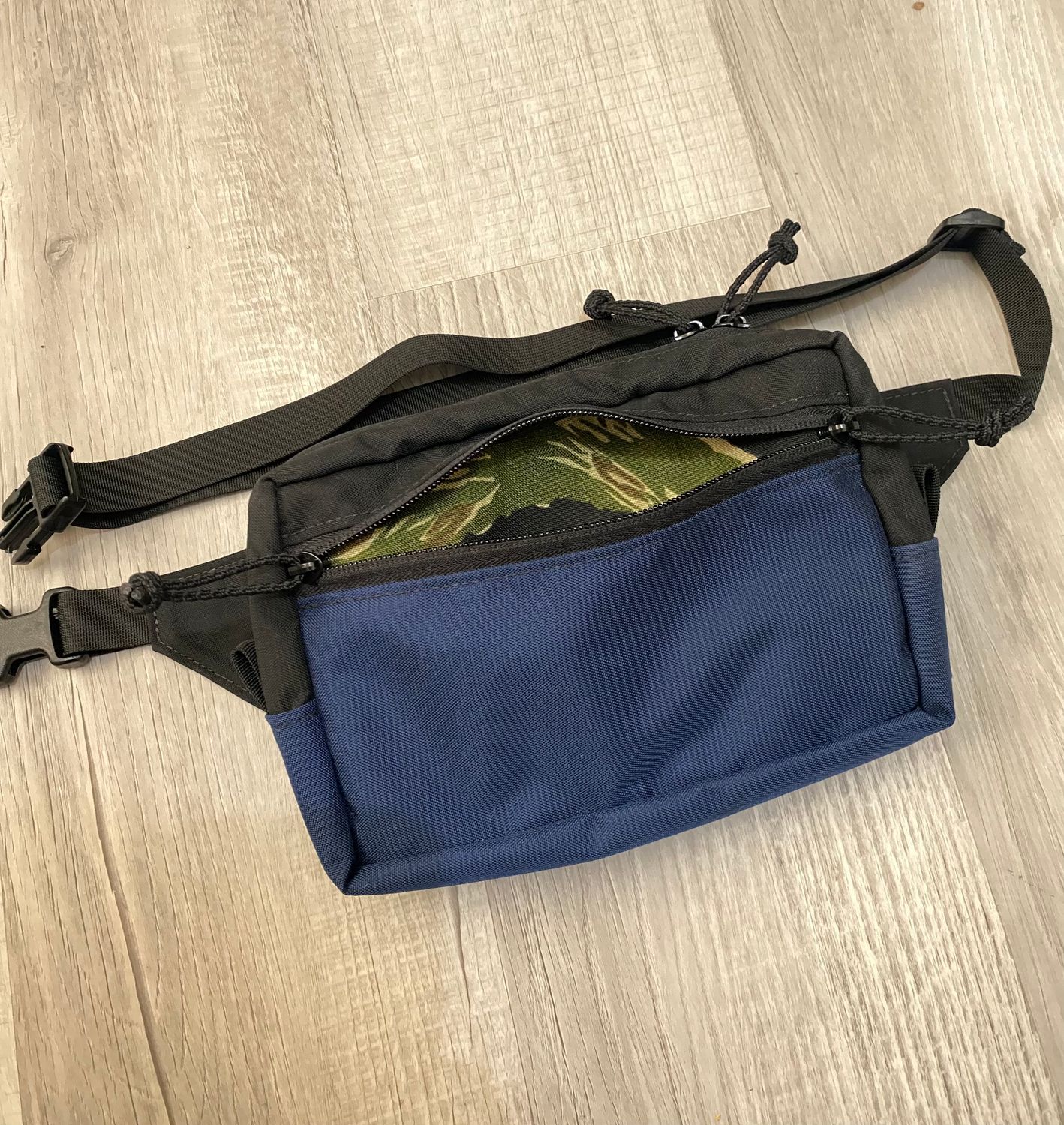 Fanny Pack - Navy/Black/VTS Used