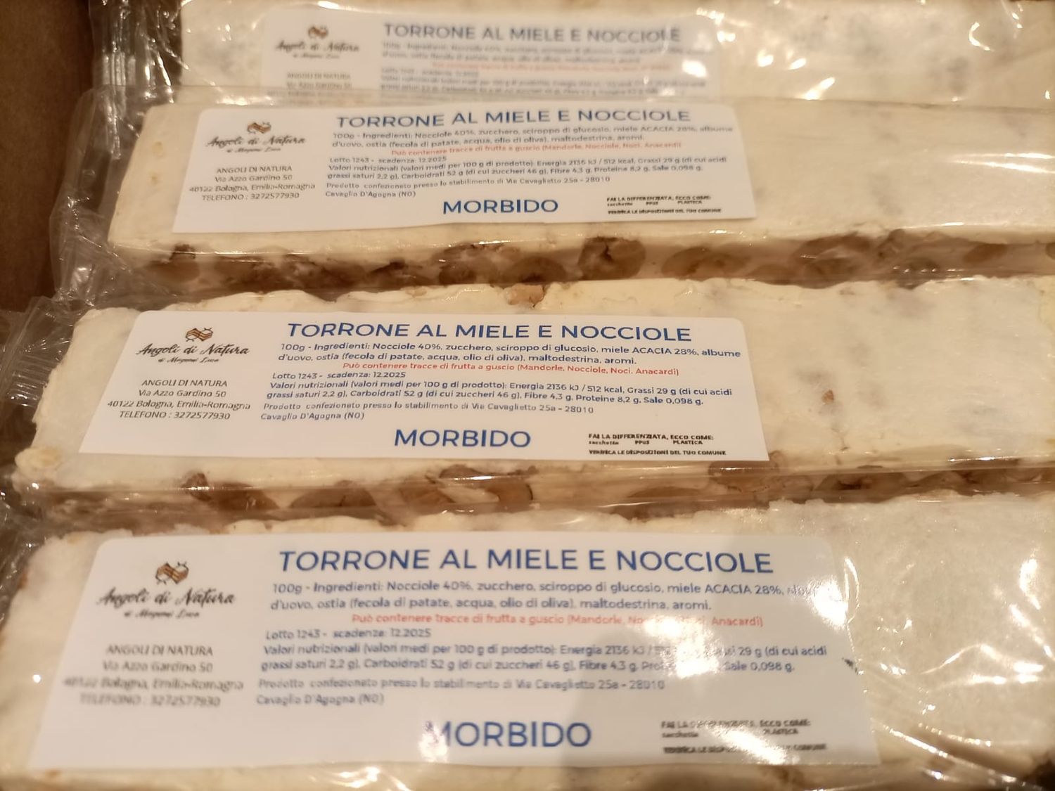 Torrone artigianale MORBIDO al miele e nocciole I.G.P. 100 g