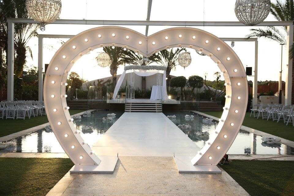 Arche Décorative en forme de coeur "LED"