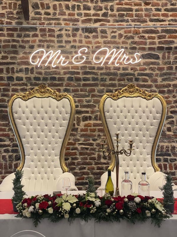 Trônes Blanc Dorés