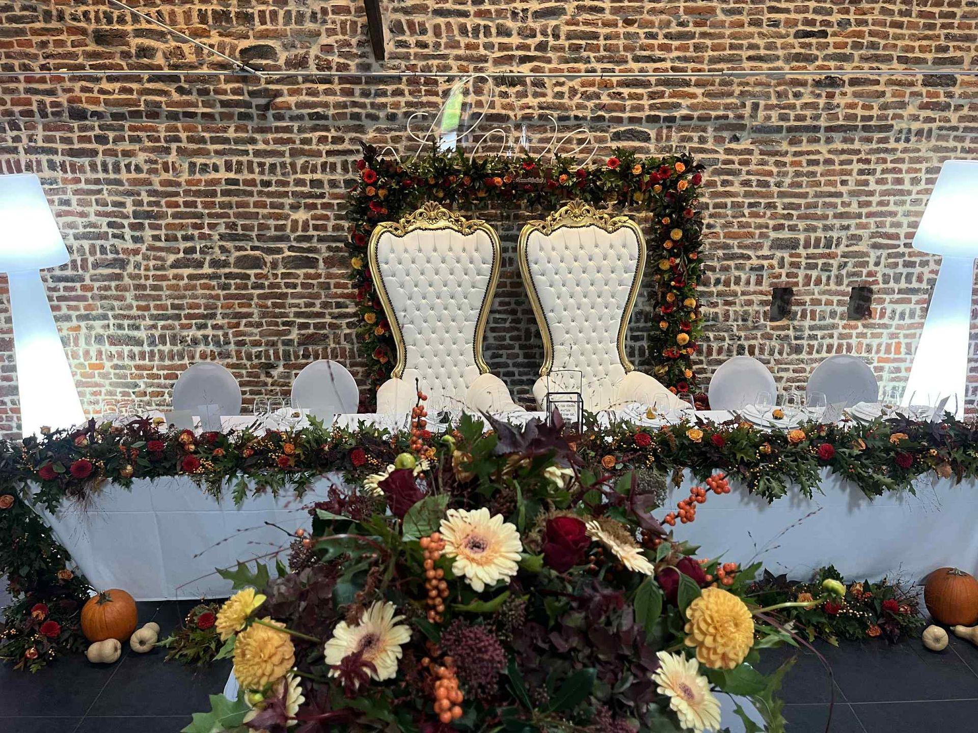 Trônes Blanc Dorés