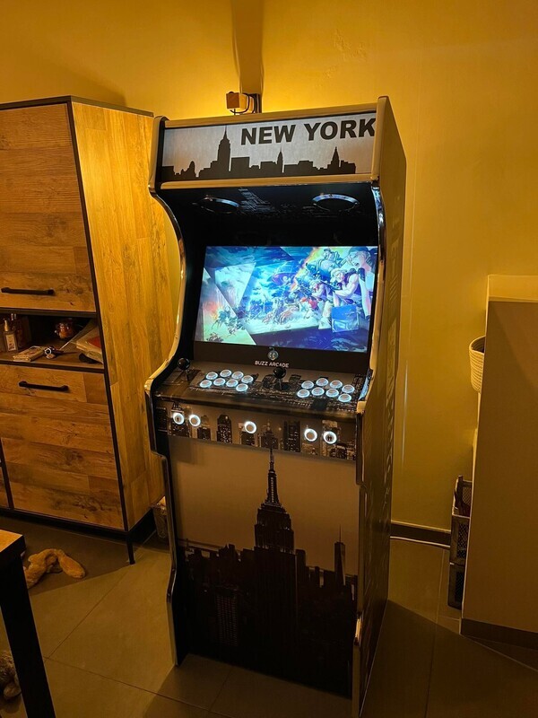Borne d'arcade "New York"
