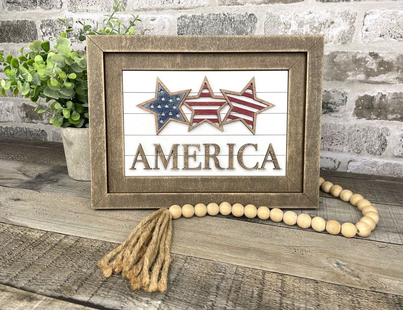 Chunky Farmhouse Frame-America