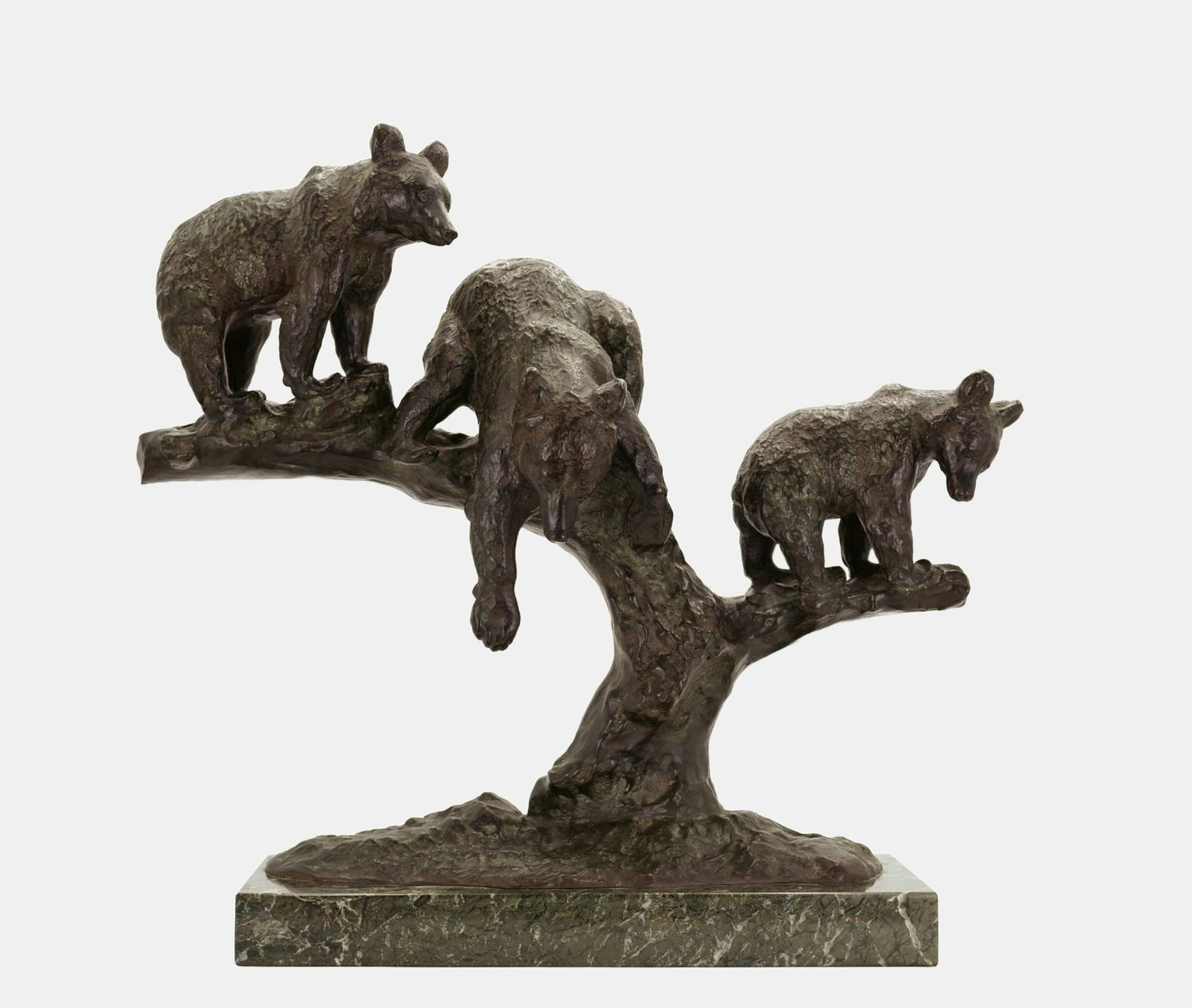 Büschelberger, Anton (1869-1934), Bärengruppe auf einem Baum, um 1925
