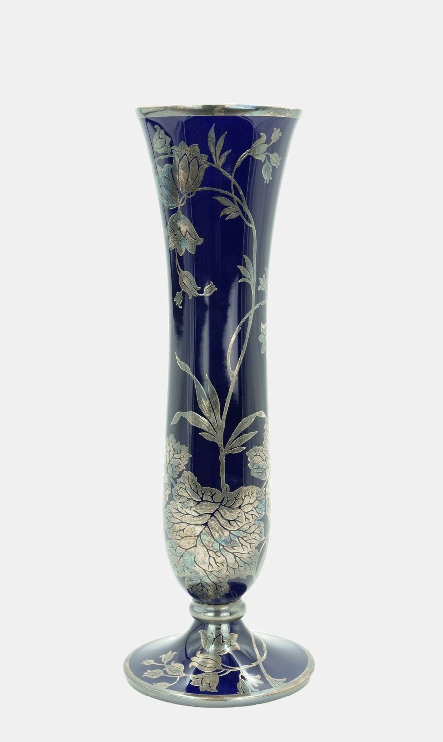Rosenthal Bechervase mit floralem Silberoverlay auf blauschwarzem Grund, 1938-1956