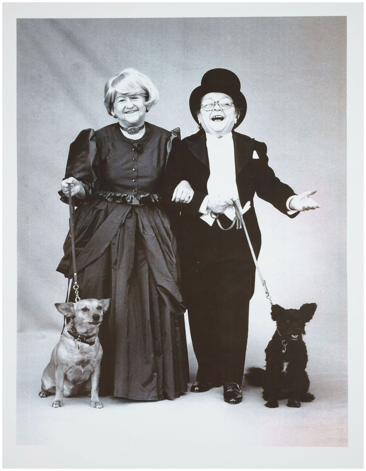 Moses, Stefan (1928 - 2018), Paar mit ihren Hunden, um 1980