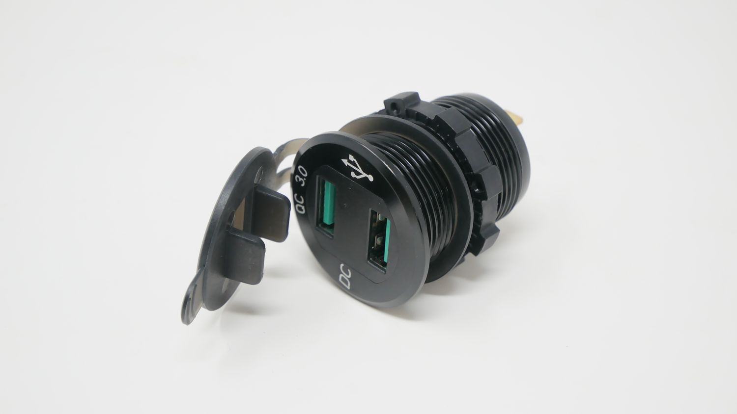 DOUBLE 2A USB SOCKET WITH VOLTMETER
