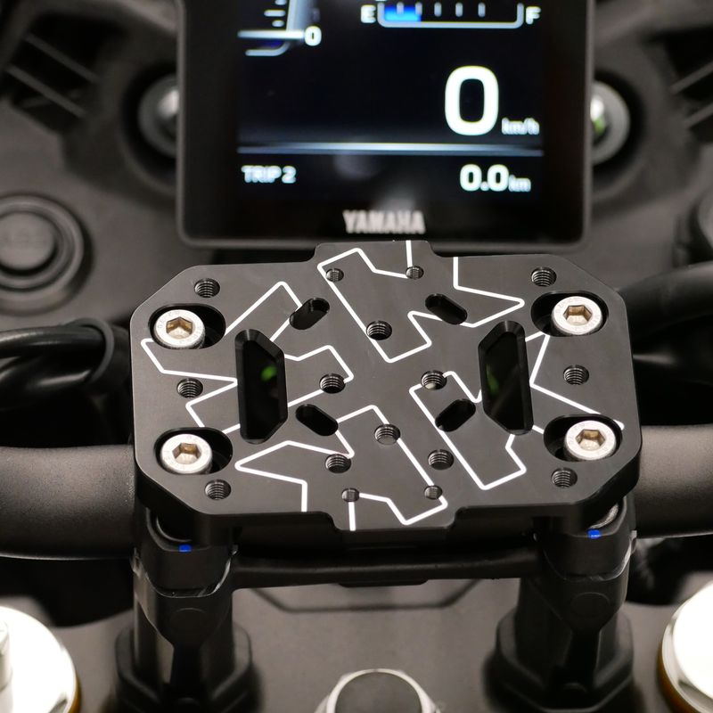 HANDLEBAR NAVIGATION PLATE