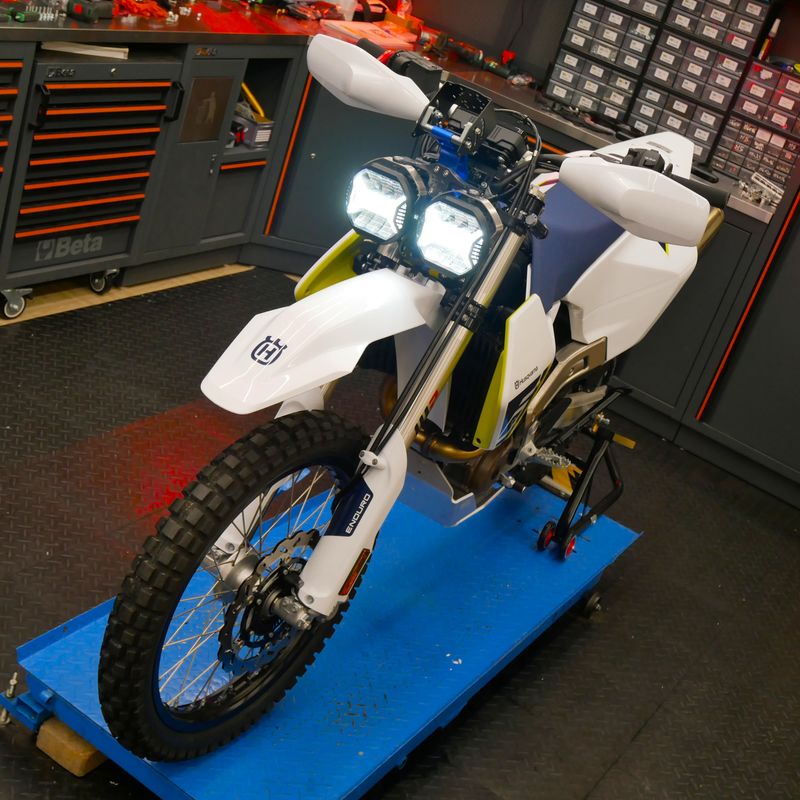 RALLY KIT DESERT LEGENT LC4 APPROVED LIGHTS
