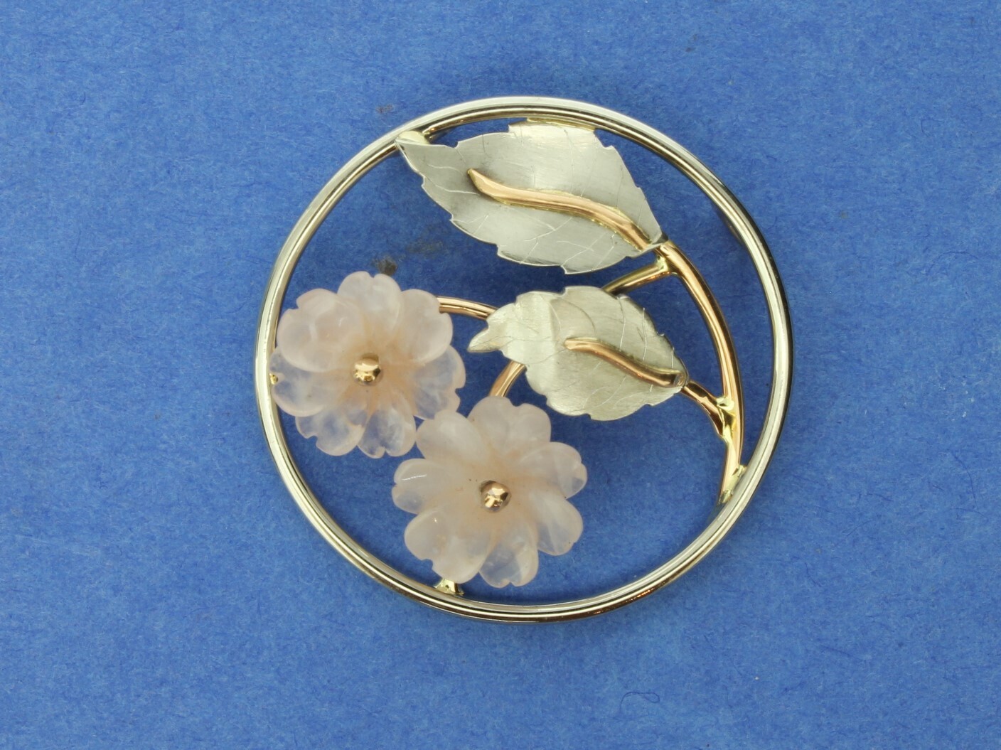 'Cherry Blossom' rose quartz, palladium & 18ct gold pendant