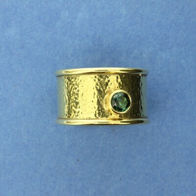 18ct Gold Wide Ring with Touramline