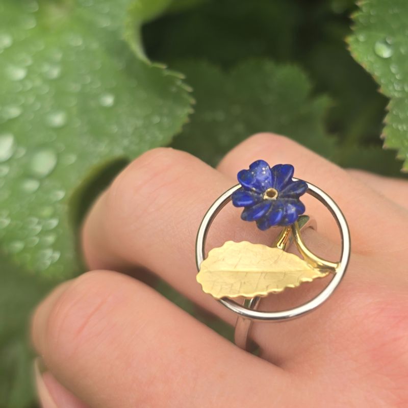&#39;Primula&#39; Lapis Lazuli Ring, Palladium &amp; 18ct gold.