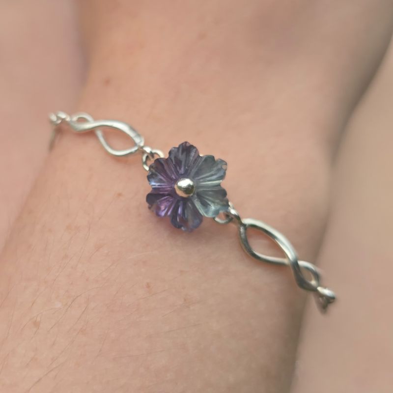 Fluorite Flower Silver Figure of Eight bracelet