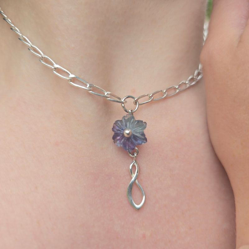 Fluorite Flower Figure of Eight Choker necklace