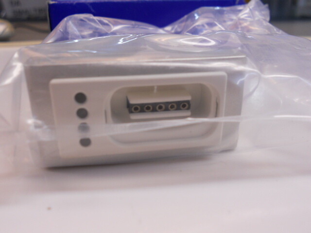 C4INCOTT 64337000 INSERITORE CHIAVE C4 TICINO Light Tech