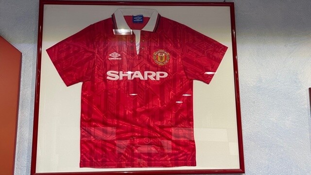 MAGLIA MANCHESTER UNITED  FOOTBALL CLUB SPONSOR SHARP ROSSA