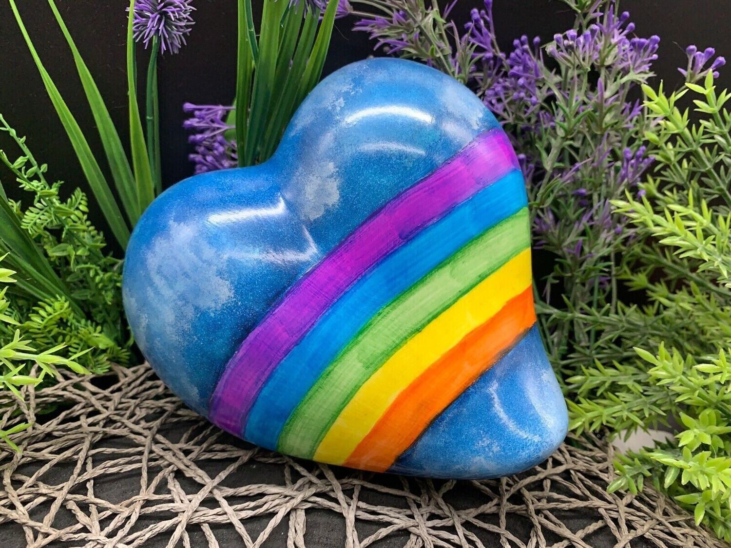 Liebevoll handbemalte Katzenurne "Rainbow Bridge" aus Keramik (700ml)