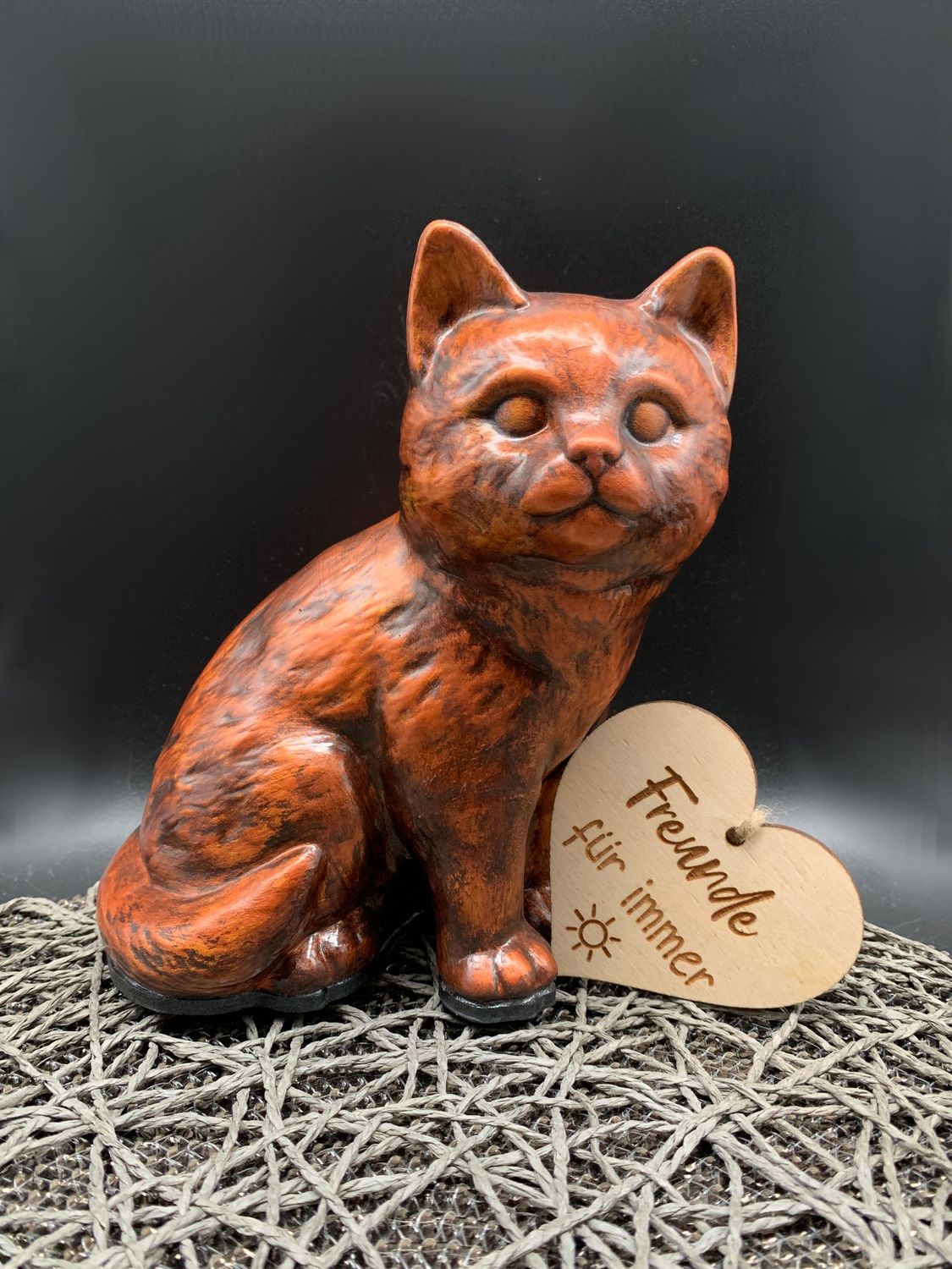 Liebevoll handgefertigte Katzenurne "Ginger" (500ml) aus Keramik bis 5kg