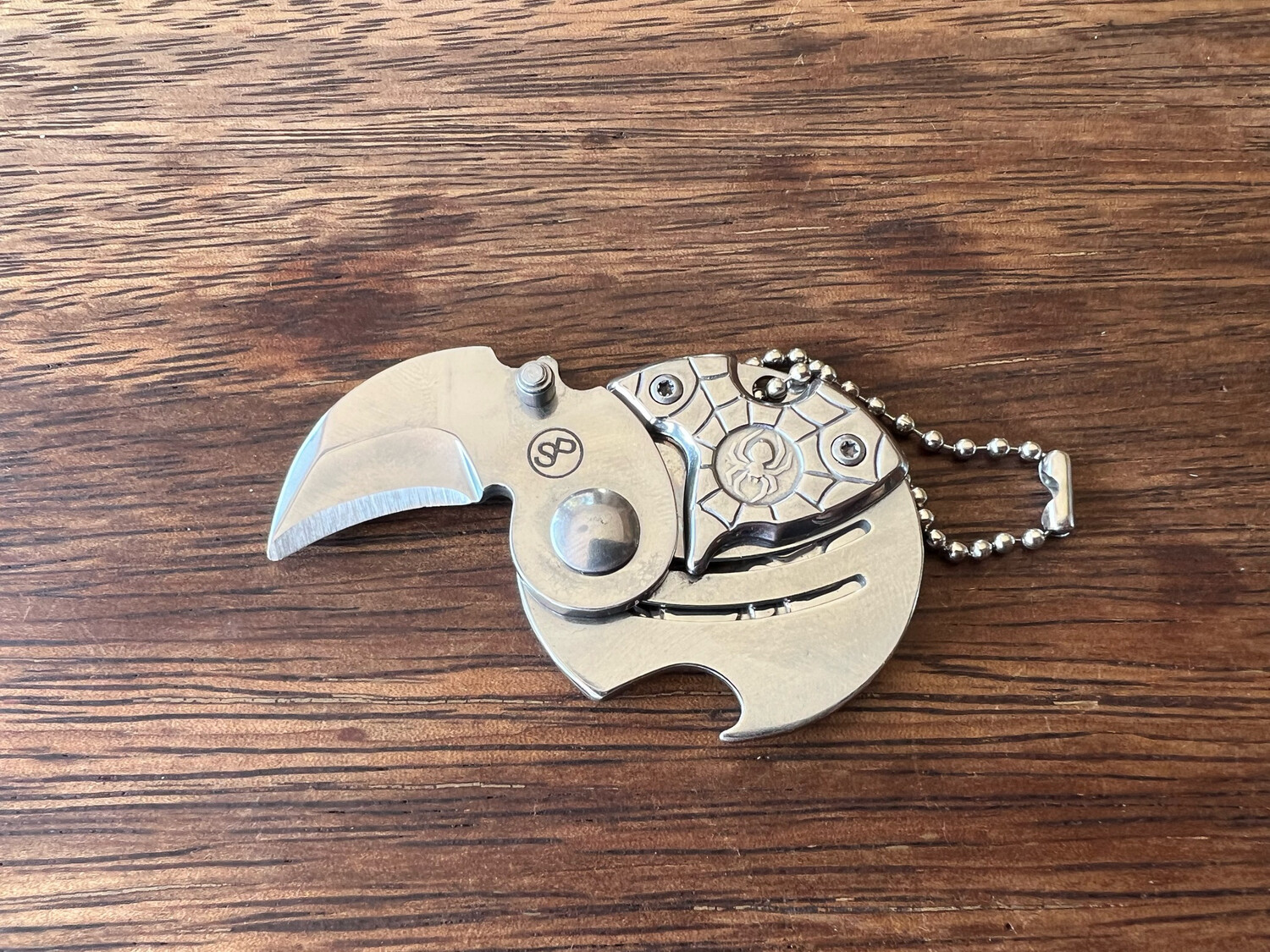 Fang Silver