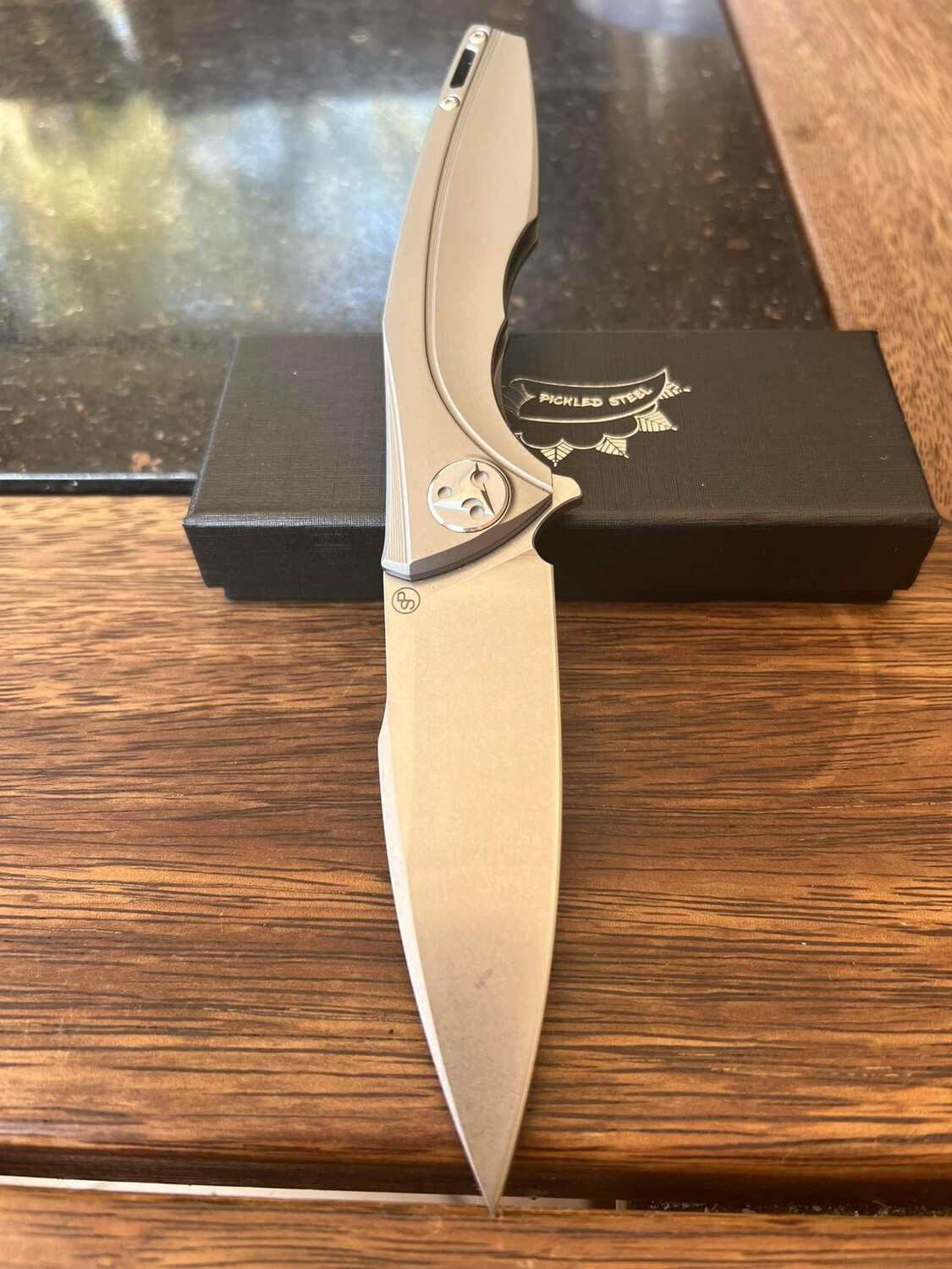 Atgeir XL Titanium