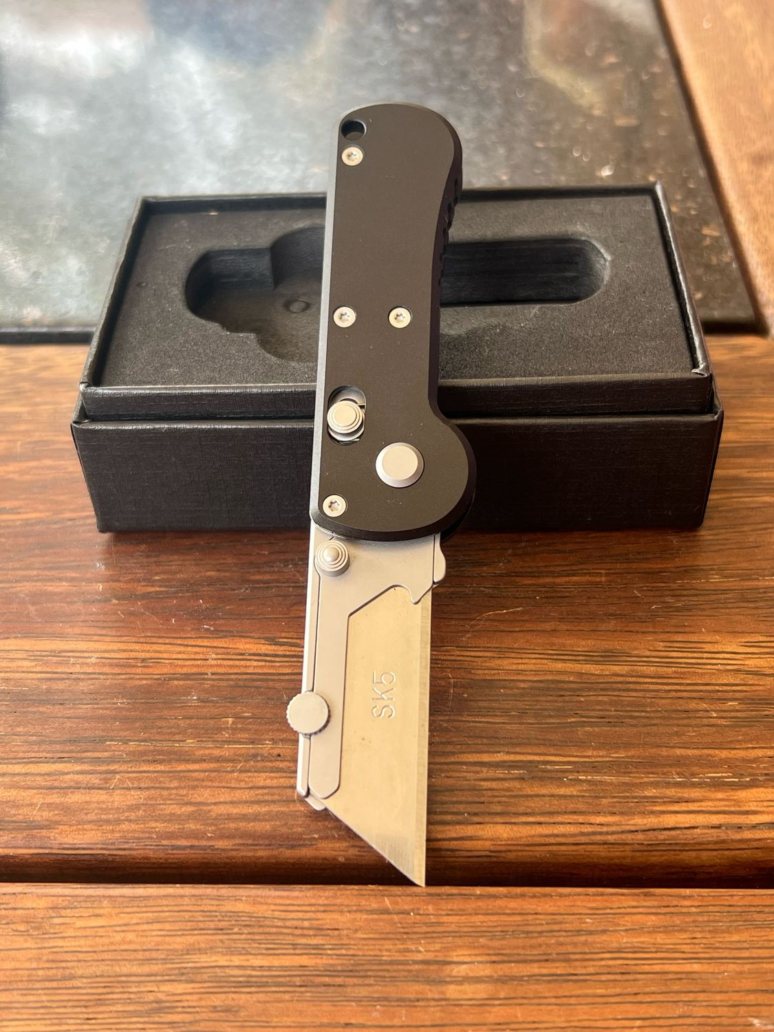 Cutter Black Aluminum