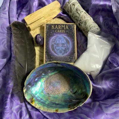Sage,Tarot ,Oracle Cards  And More
