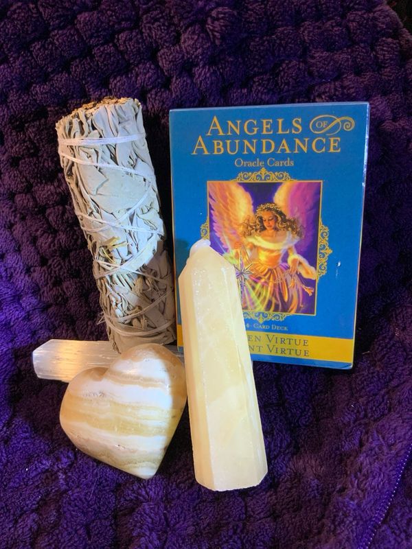 Crystals &amp; Cards &amp; Selenite &amp;Sage