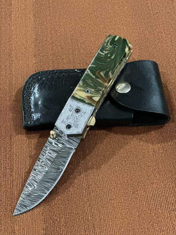 Damascus Steel Folding Knife