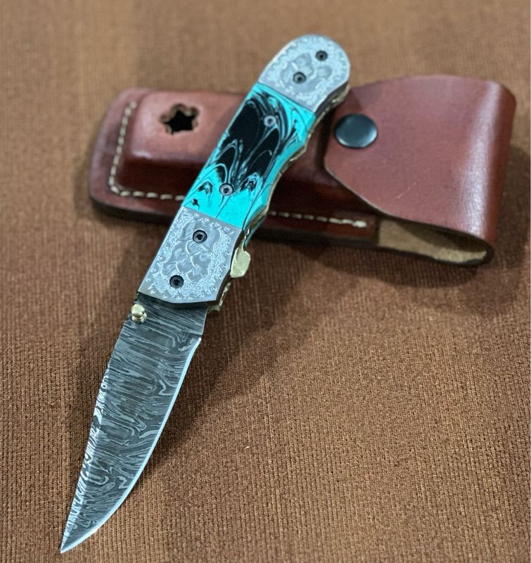 Damascus Steel Folding Knife
