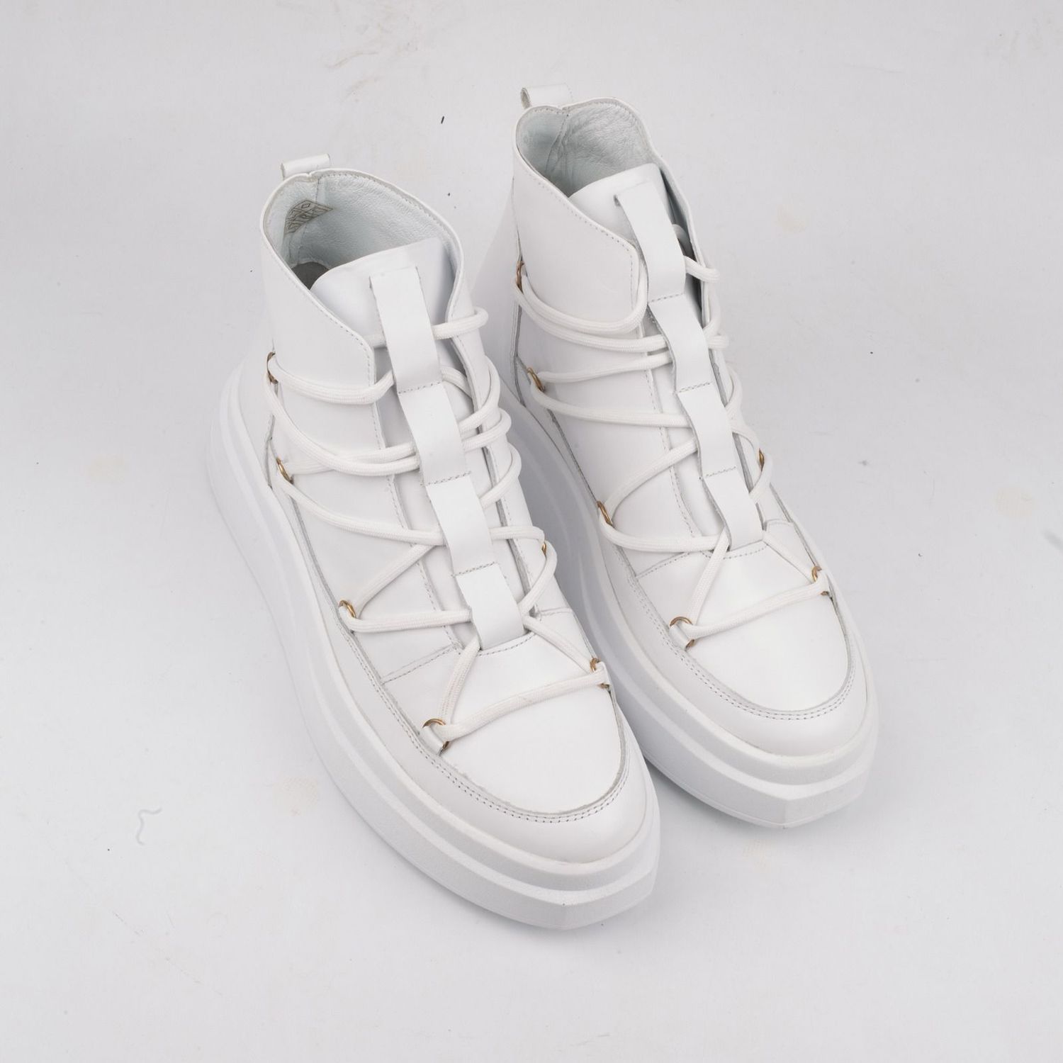 Calvano White Men Boots