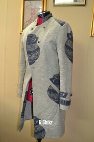 Mono-pot trench coat