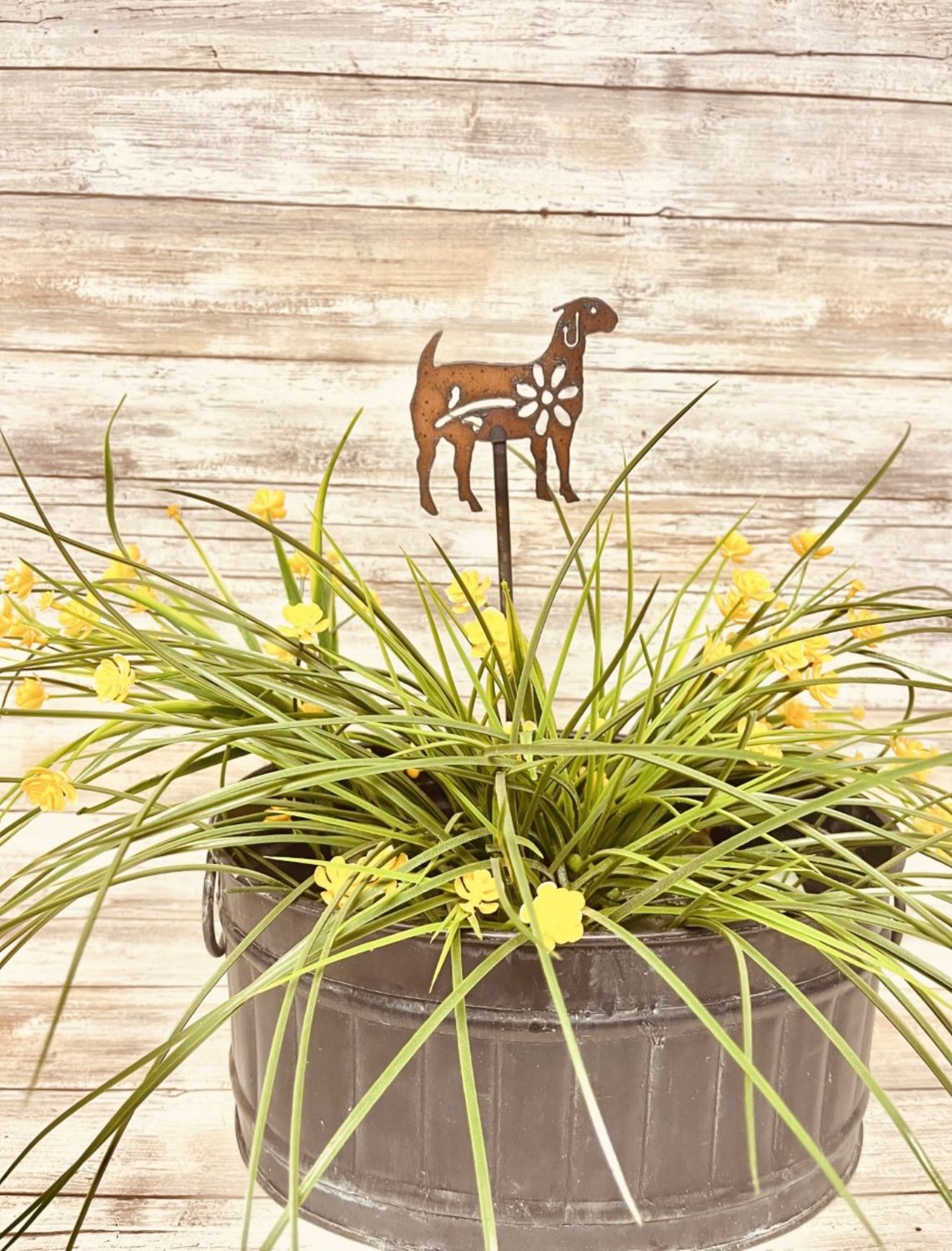 Farm Iron Garden Stakes