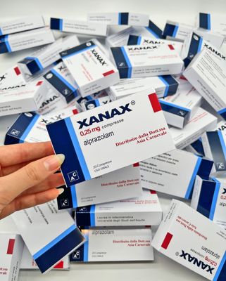 Scatolina grafica FARMACO (Laurea Medicina, Farmacia, Psicologia..)