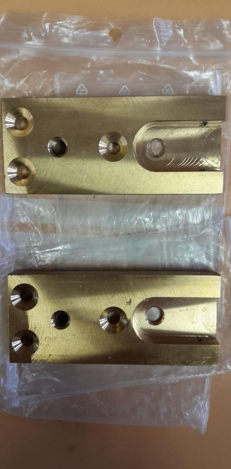 Paire de platine ILF metal pour fabrication de poignée