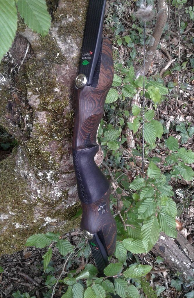 Poignée ILF "Eclipse" Version Bois Haute Densité Lx Archerie réalisée sur commande