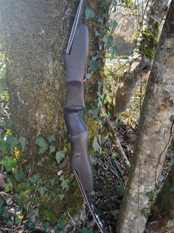 Poignée ILF Poignée ILF "Eclipse" Lx Archerie Version Lourde Micarta droitier 21" dispo en stock