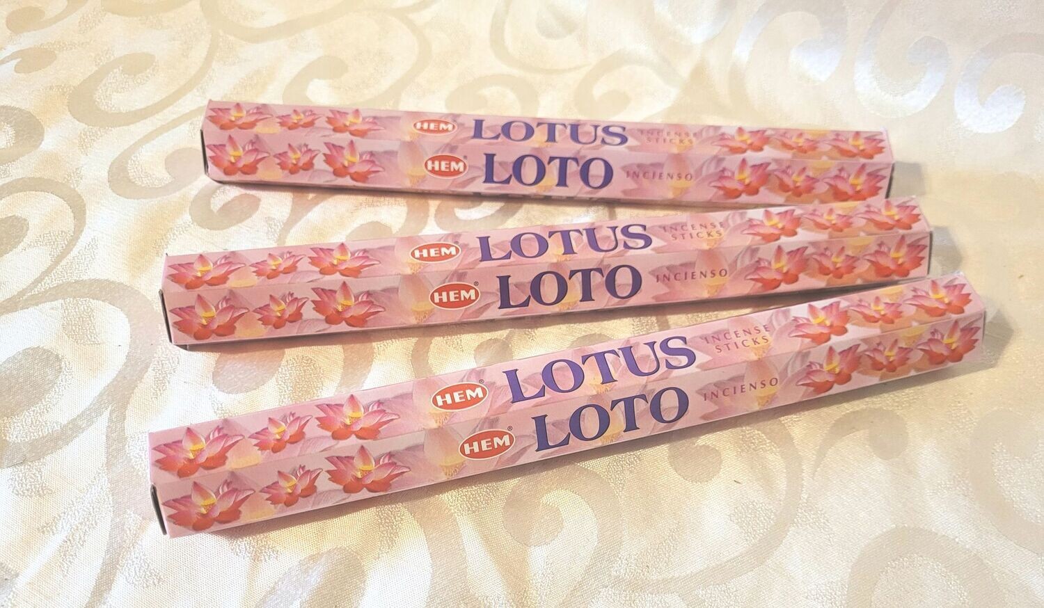 HEM - Lotus - 1 Packung mit 20 Räucherstäbchen