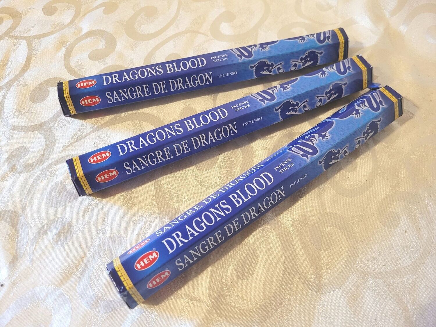 HEM - Blue Dragons Blood - 1 Packung mit 20 Räucherstäbchen