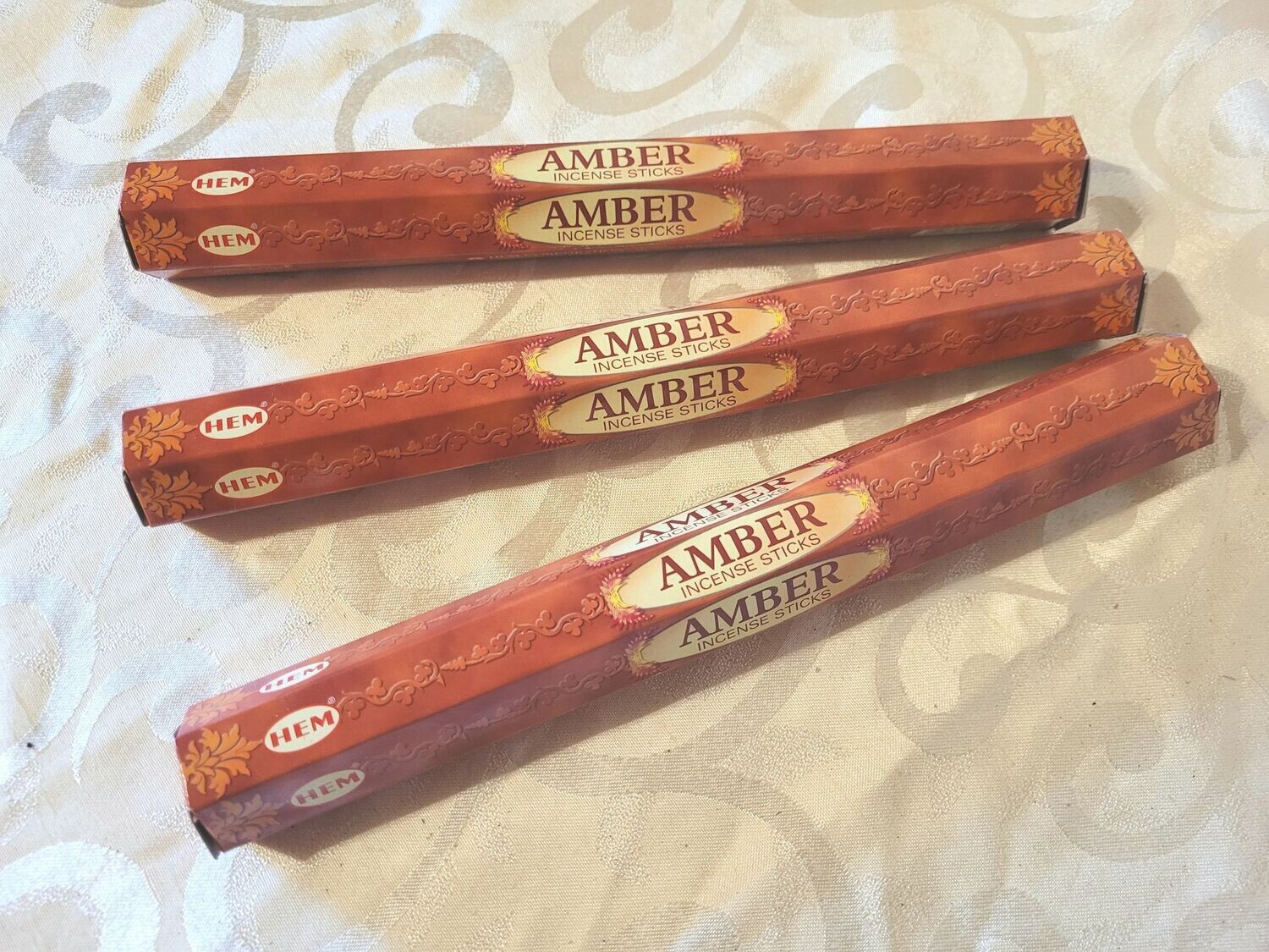 HEM - Amber - 1 Packung mit 20 Räucherstäbchen