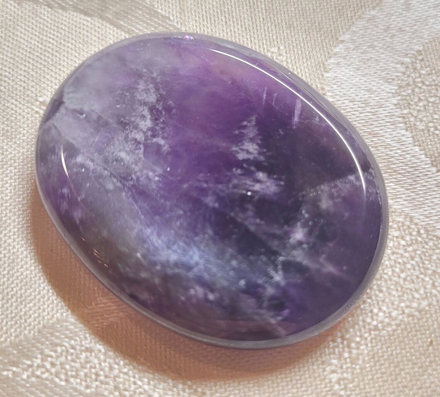 ​Amethyst - Handschmeichler - Meditationsstein