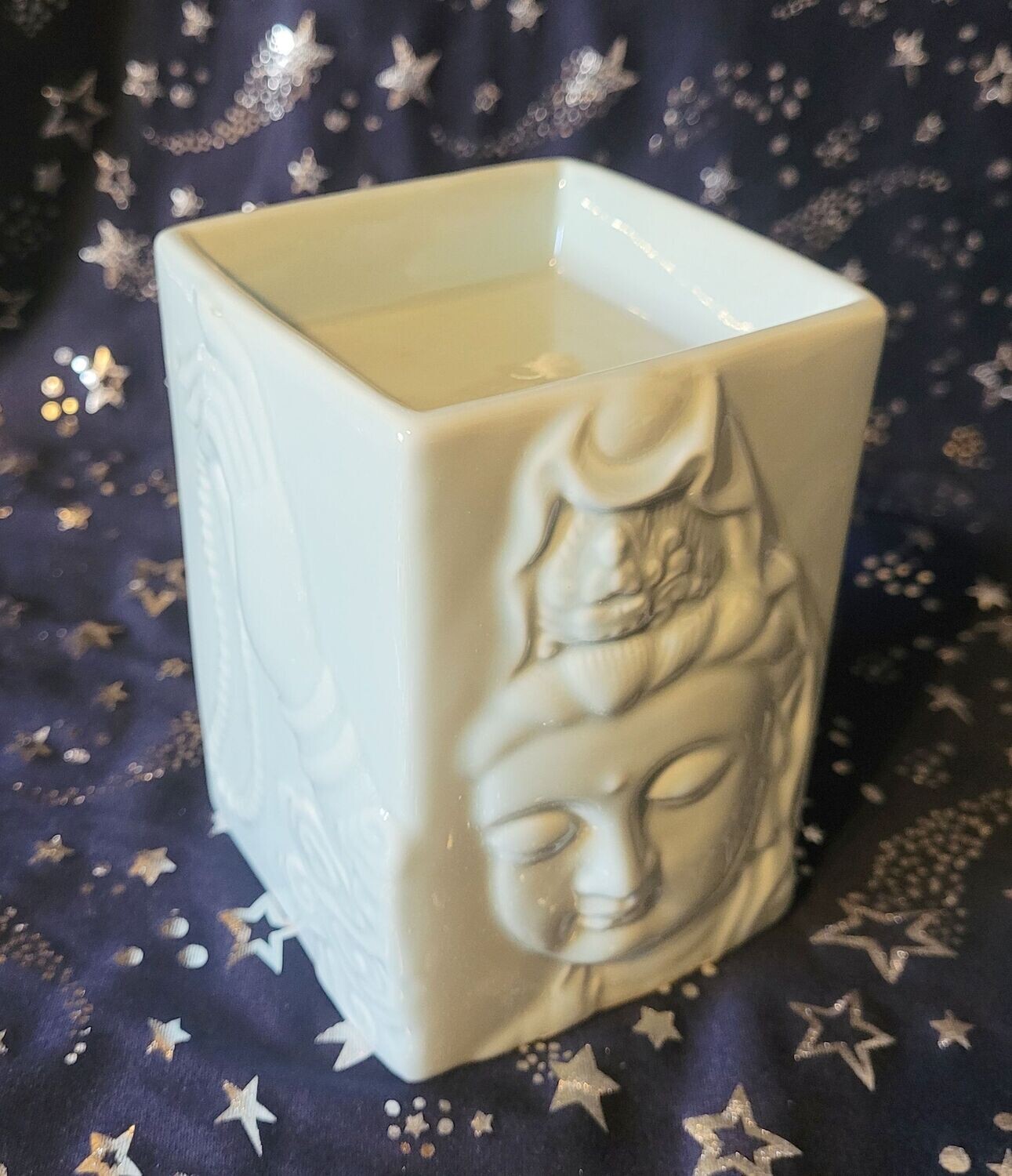 Aroma- Duftlampe - Guanyinkopf in hellblau