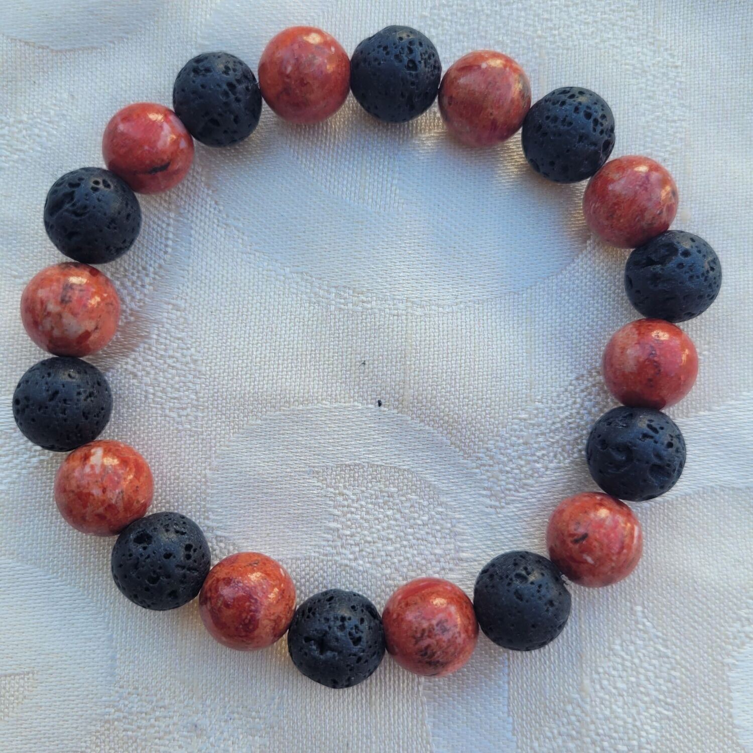 Schaumkoralle/Lava Armband - 10 mm