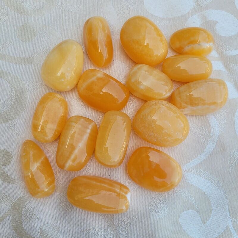 ​Trommelstein Calcit orange - 3 bis 3,5 cm